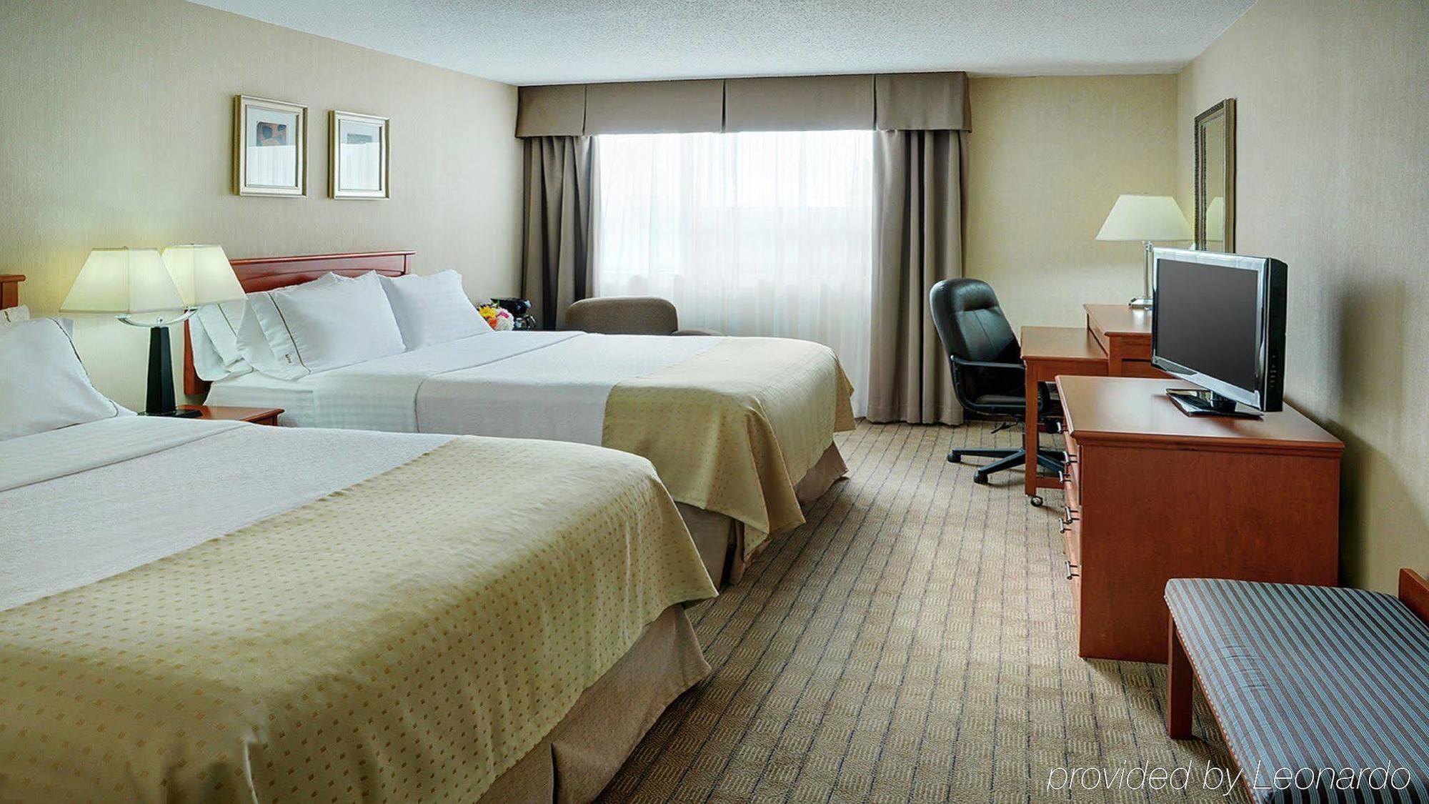Holiday Inn Guelph Hotel & Conference Centre, An Ihg Hotel מראה חיצוני תמונה