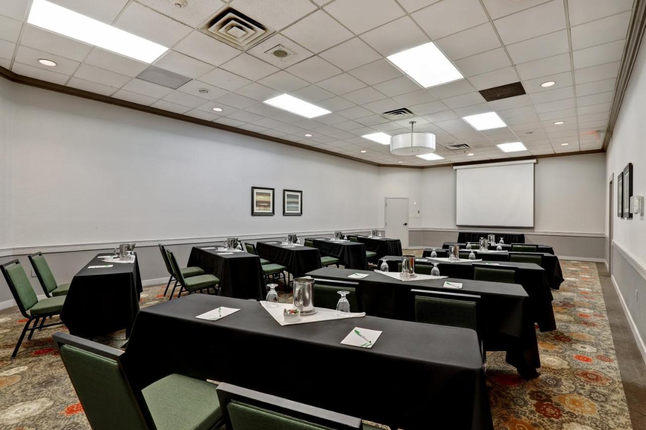 Holiday Inn Guelph Hotel & Conference Centre, An Ihg Hotel מראה חיצוני תמונה