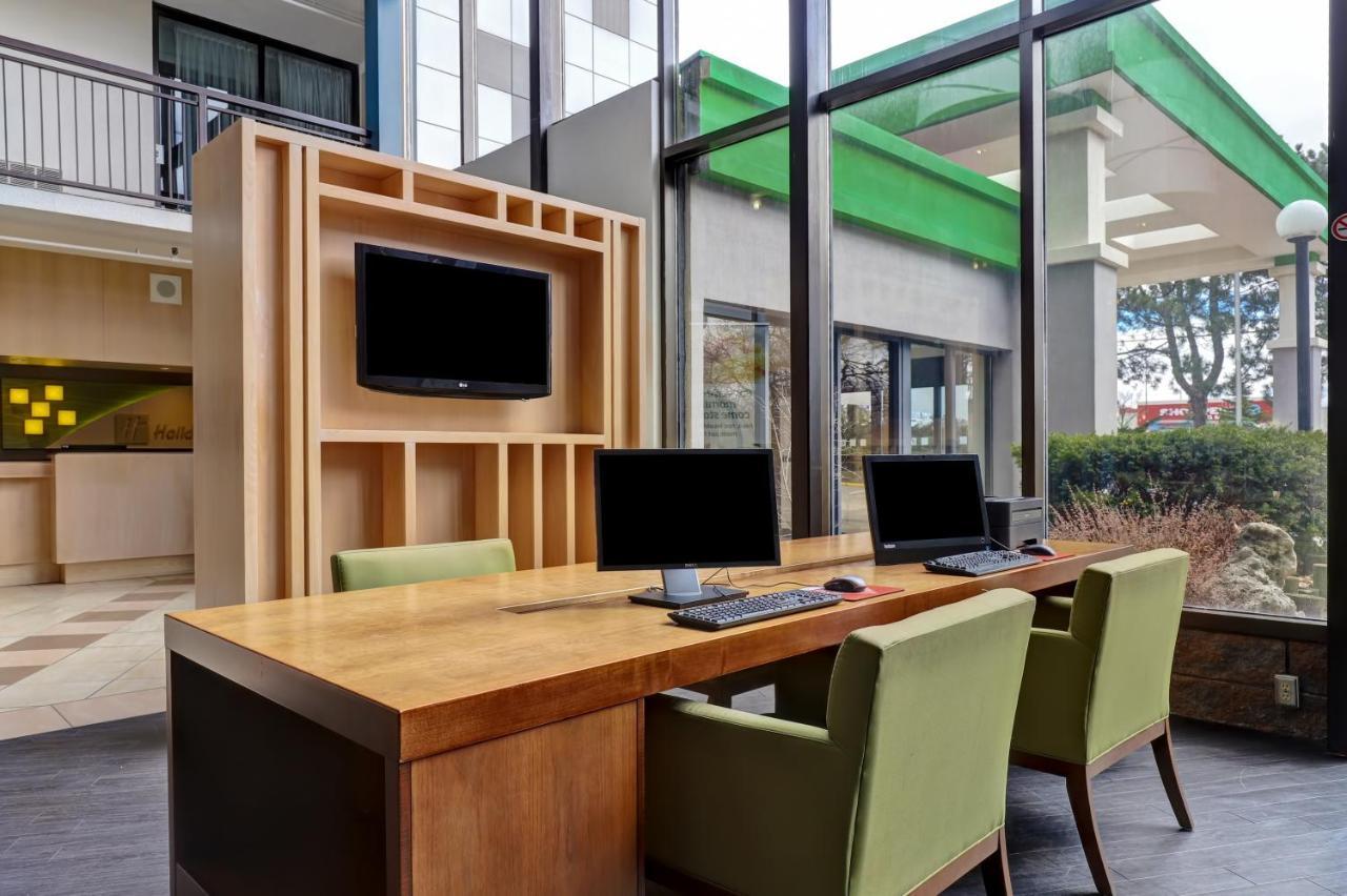 Holiday Inn Guelph Hotel & Conference Centre, An Ihg Hotel מראה חיצוני תמונה